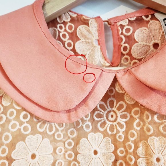 Floral Lace Sleeveless Peter Pan Collar Top - Picture 3 of 3